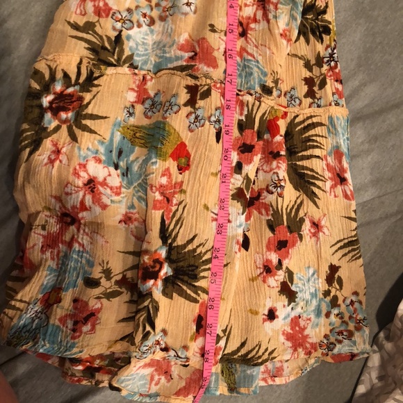 Size large dress. Excellent condition Label cut out. - Picture 6 of 6